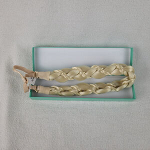 Madison braids Blonde Butterfly